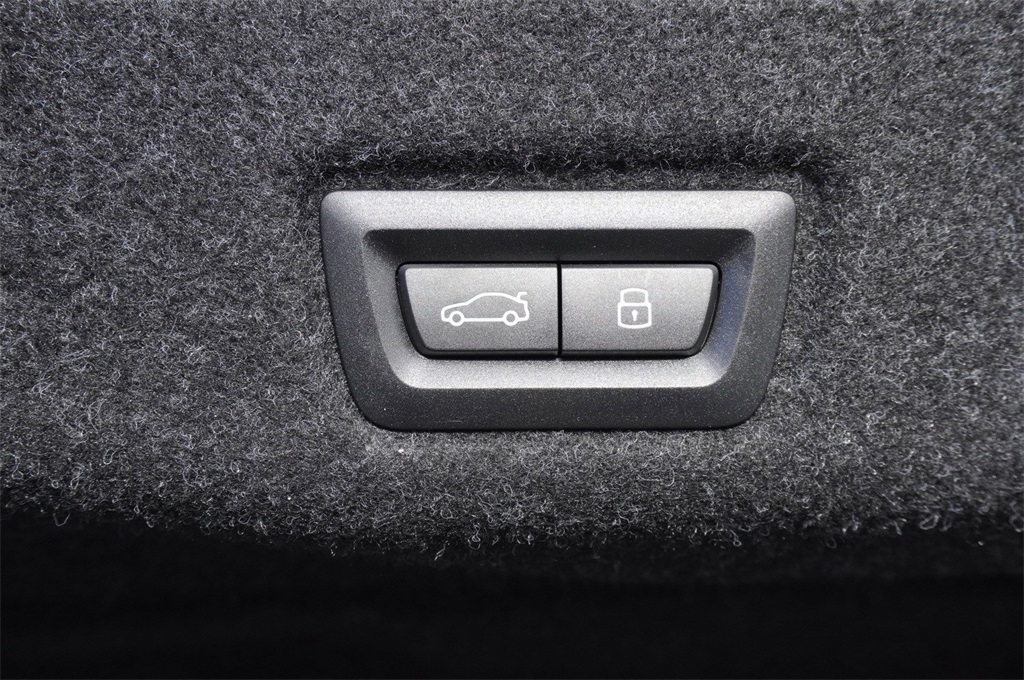 2025 Bmw i5 eDrive40 photo 16