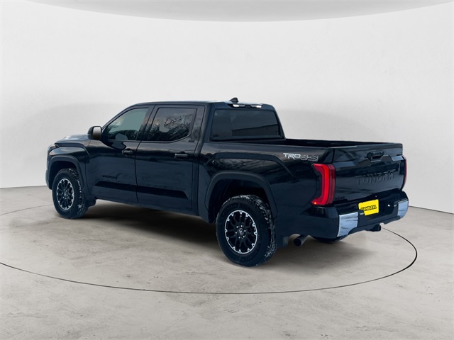 2025 Toyota Tundra SR5 CrewMax photo 2