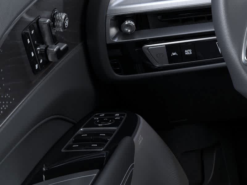 2026 Cadillac Lyriq photo 20