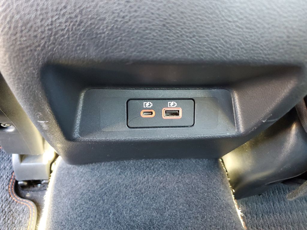 2022 Nissan Altima 2.5 SR photo 10