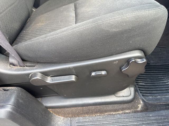 2011 Chevrolet Silverado 1500 LT photo 11