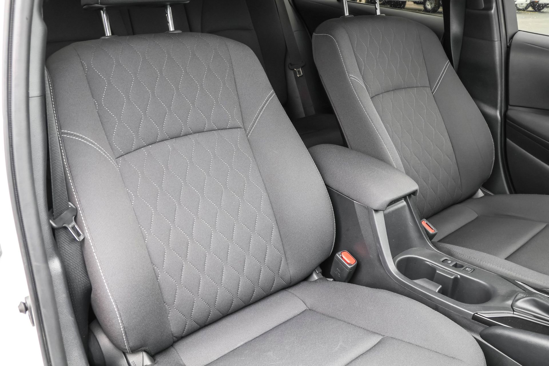 2023 Toyota Corolla Hybrid LE photo 35