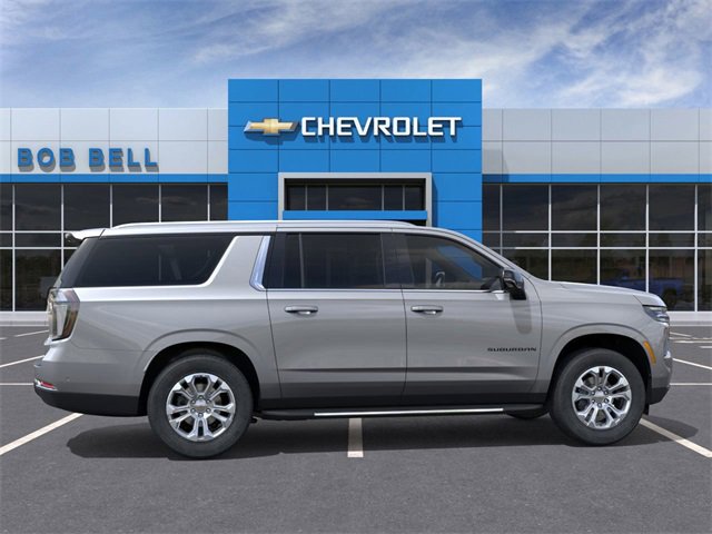 2026 Chevrolet Suburban LT photo 4