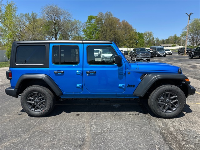2025 Jeep Wrangler Sport S photo 4