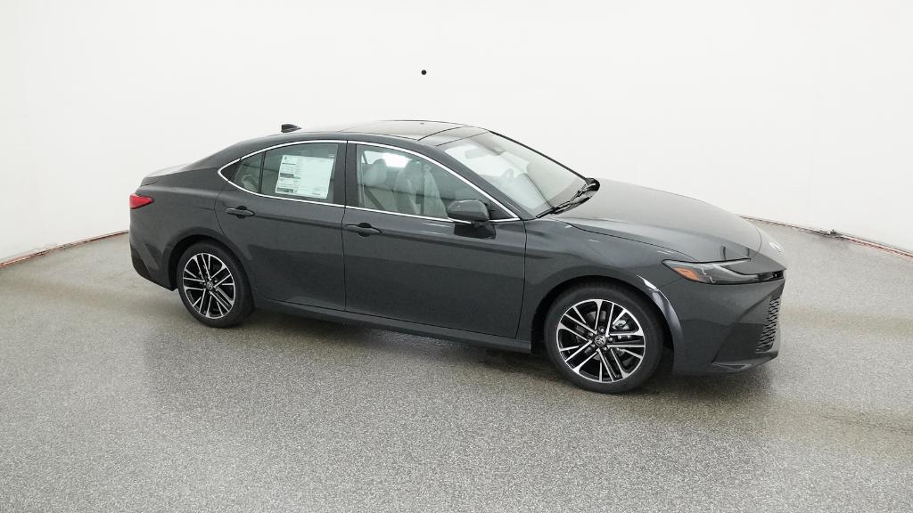 2025 Toyota Camry XLE photo 27