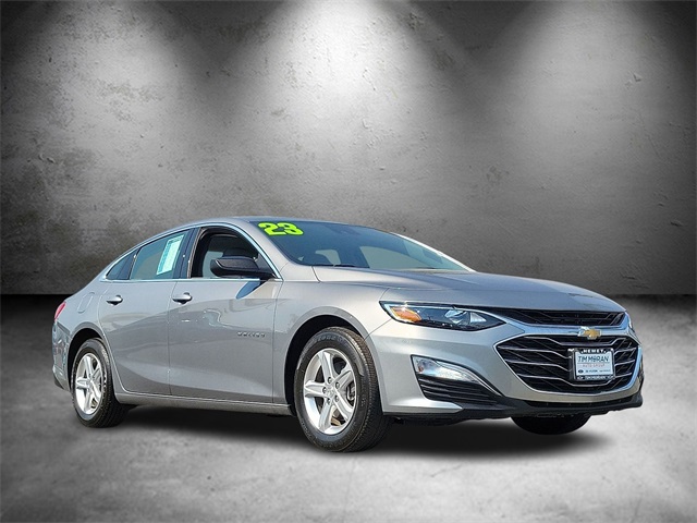 2023 Chevrolet Malibu LS photo 3