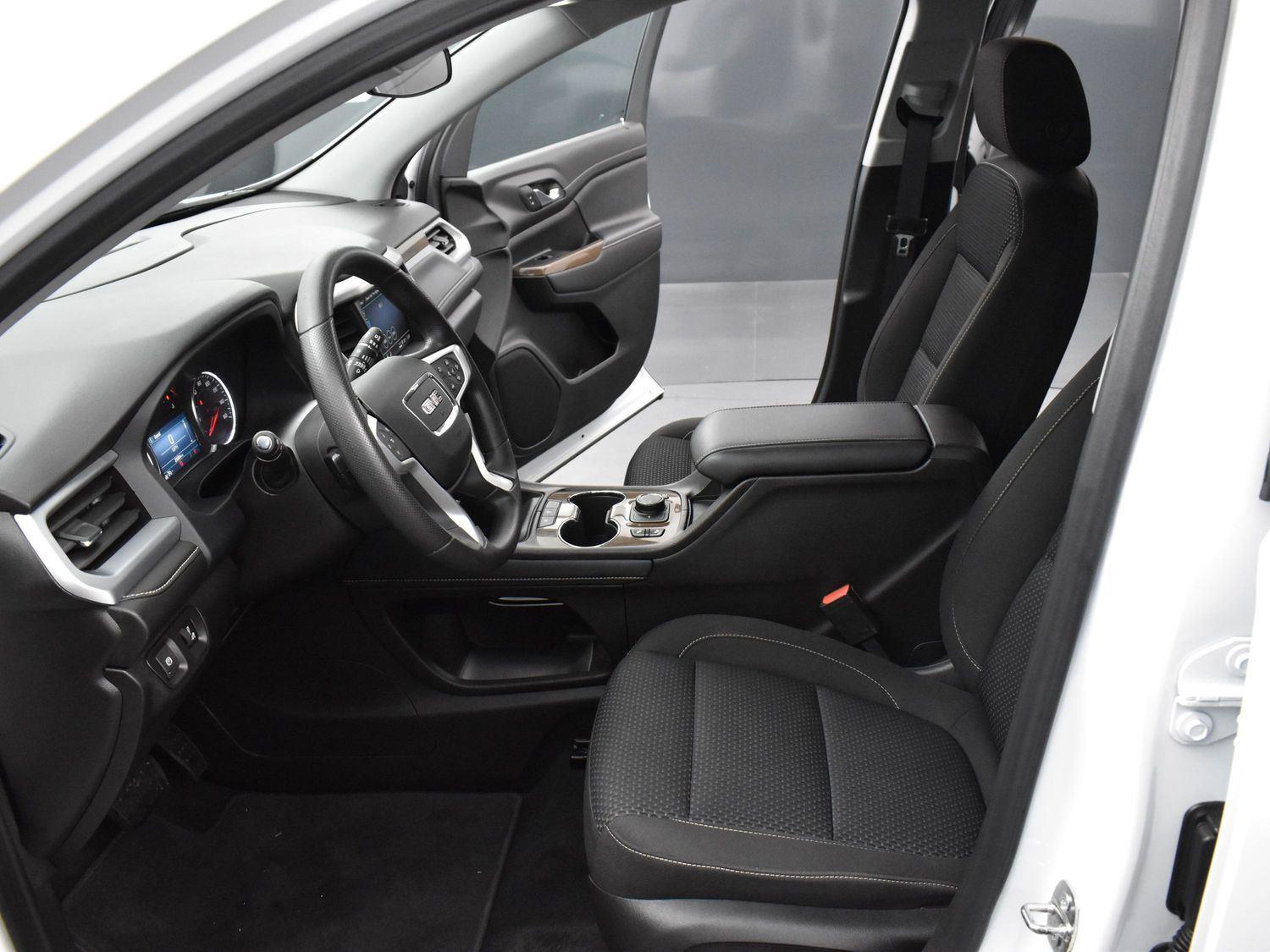 2023 Gmc Acadia SLE photo 11