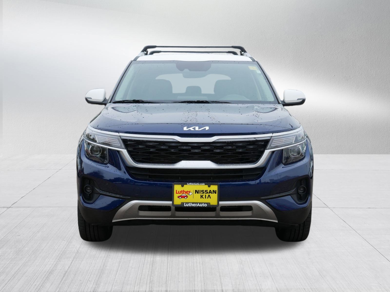 2022 Kia Seltos S Nightfall Edition photo 2