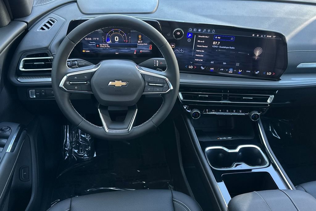 2026 Chevrolet Traverse photo 16
