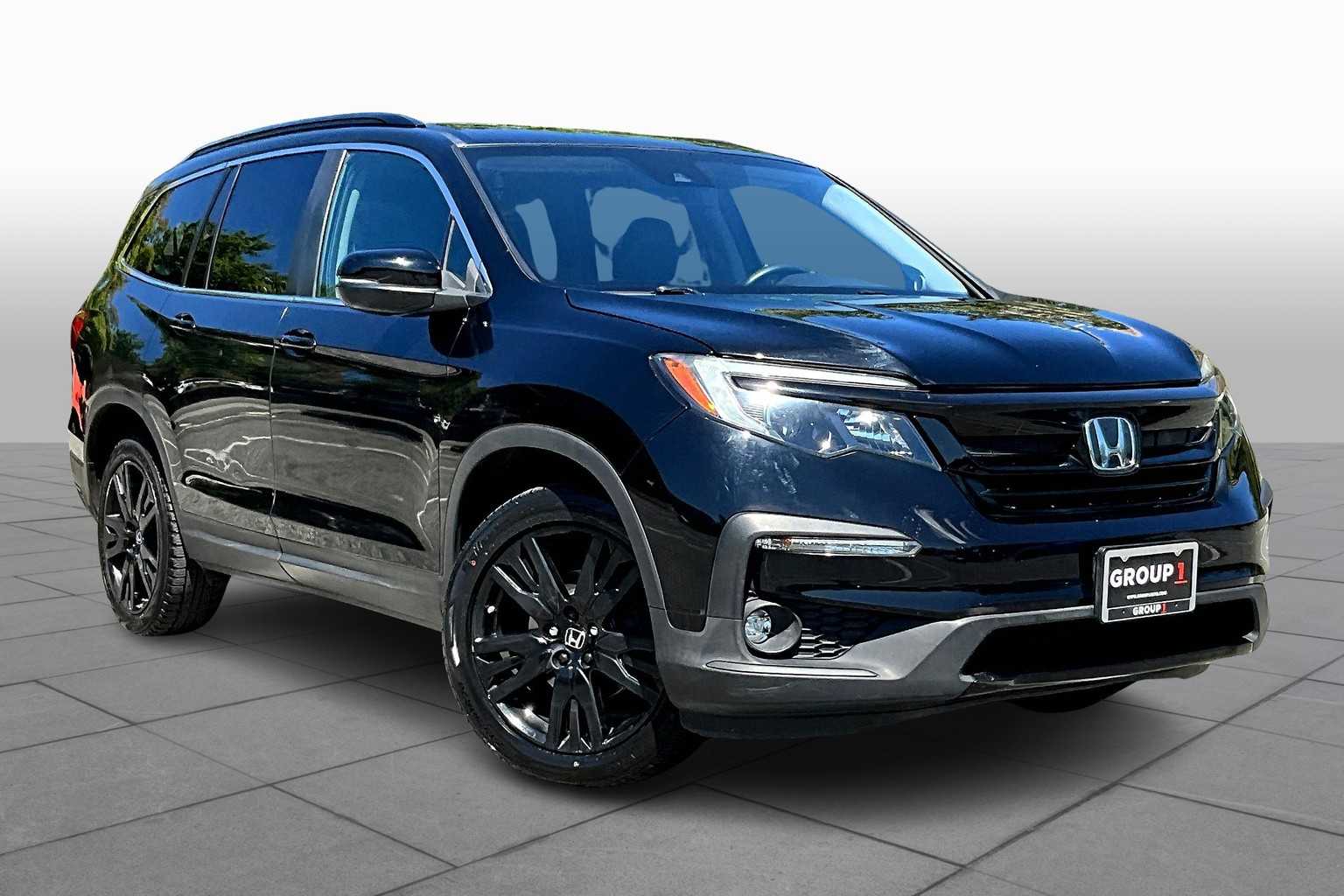 2021 Honda Pilot Special Edition photo 2