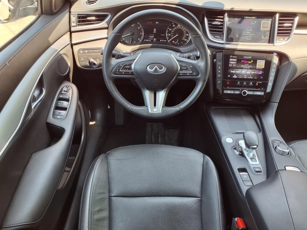 2022 Infiniti QX50 Luxe photo 11
