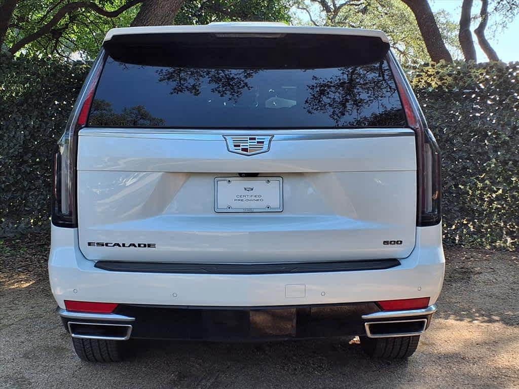 2023 Cadillac Escalade Premium Luxury photo 4