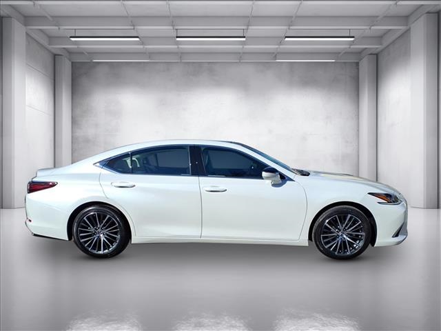 2024 Lexus ES 350 Premium photo 2