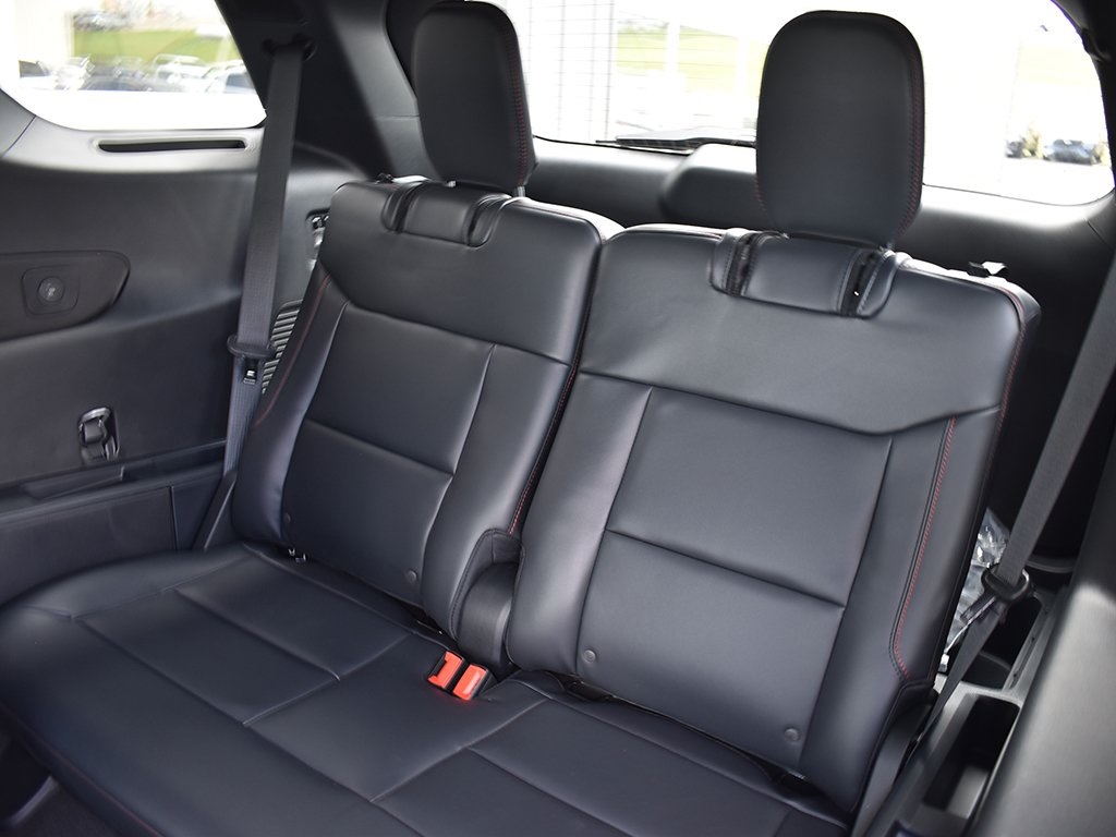 2025 Ford Explorer ST photo 7