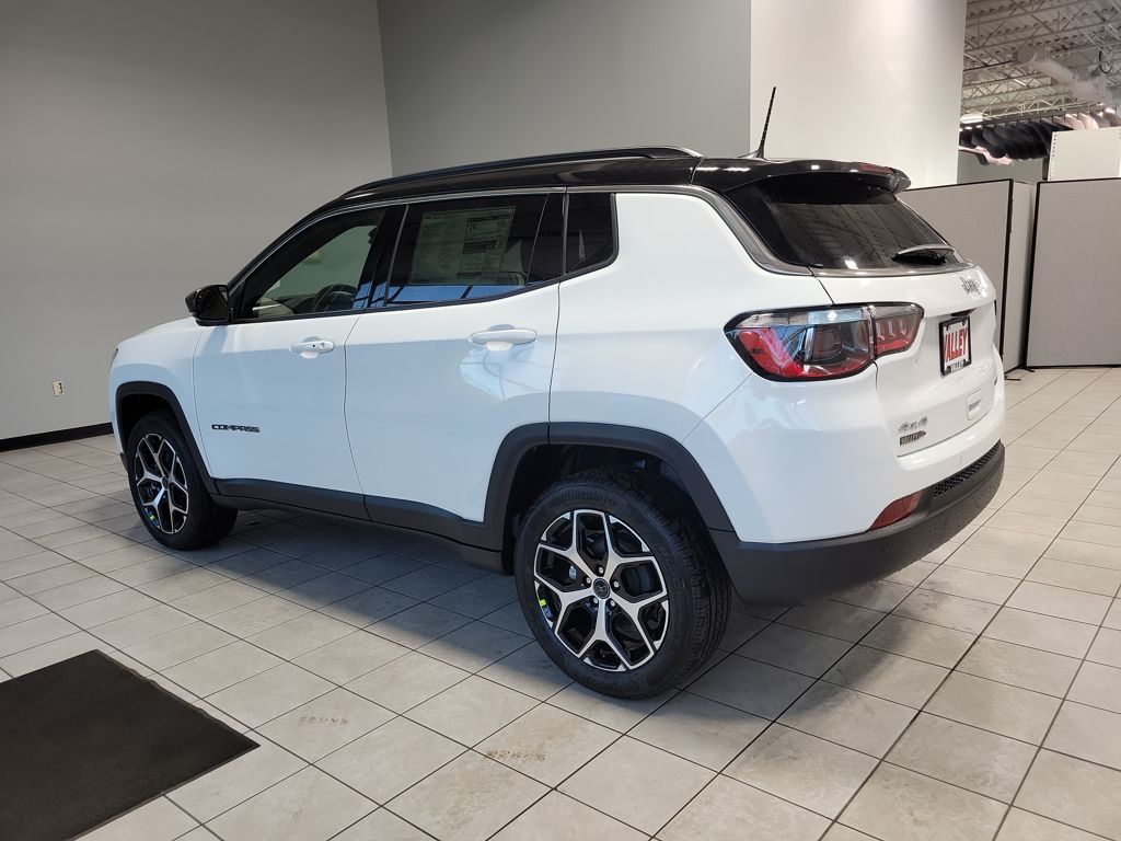2026 Jeep Compass Limited photo 3