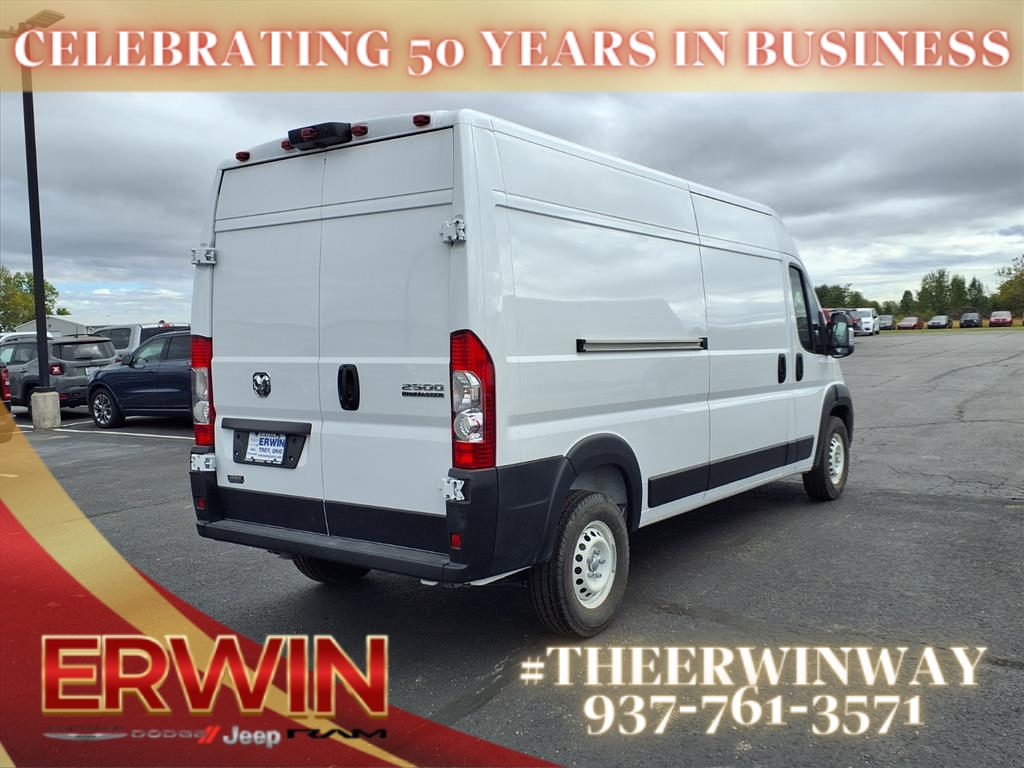 2025 Ram ProMaster 2500 photo 2