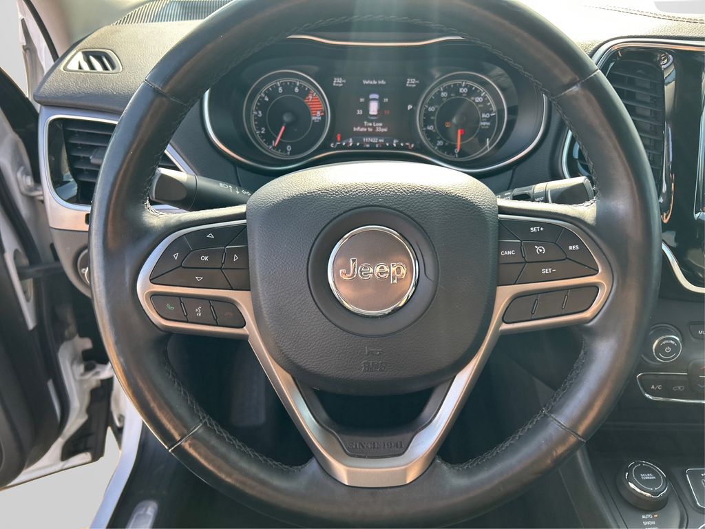 2019 Jeep Cherokee Limited photo 19