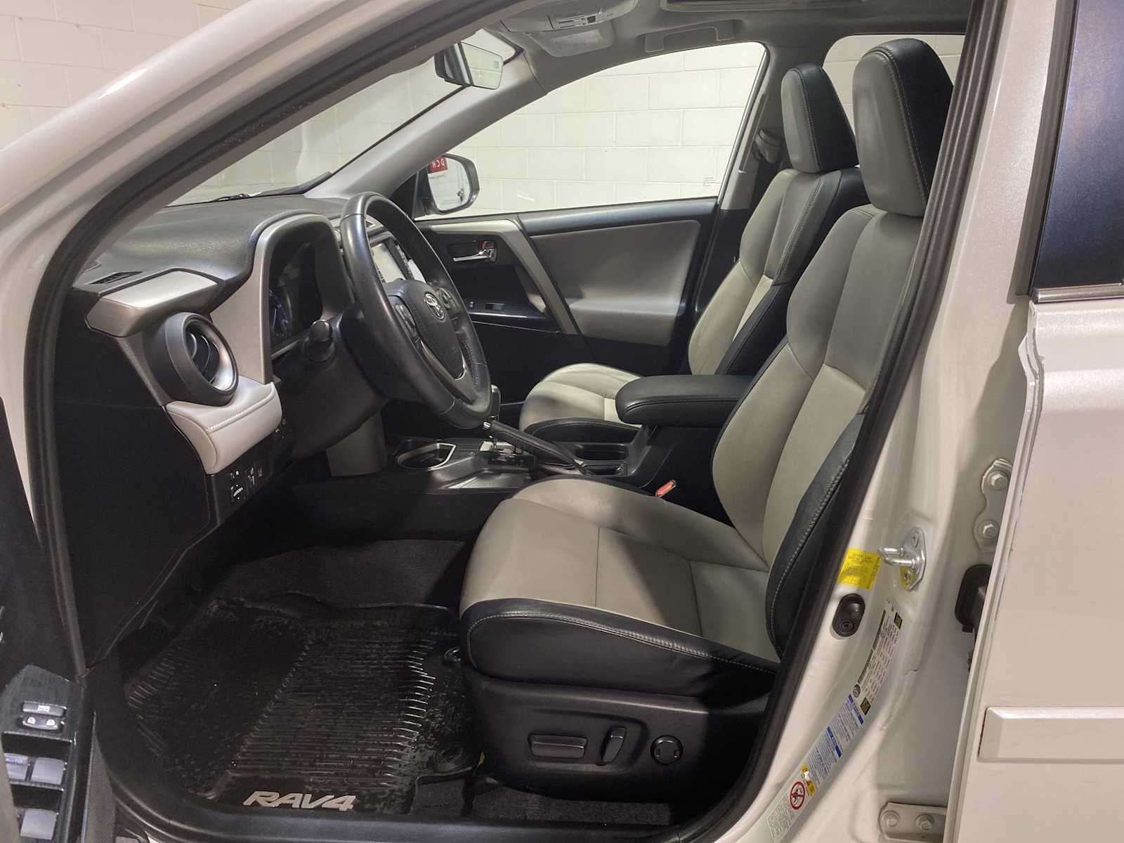 Used 2016 Toyota RAV4 Limited with VIN 2T3DFREV2GW447590 for sale in Verona, NJ