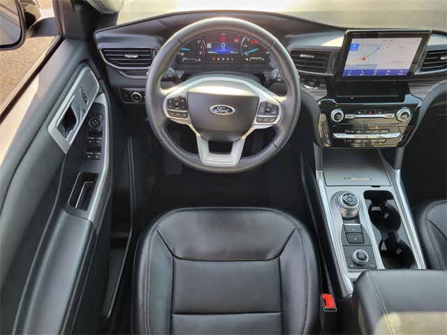 2023 Ford Explorer Limited photo 13