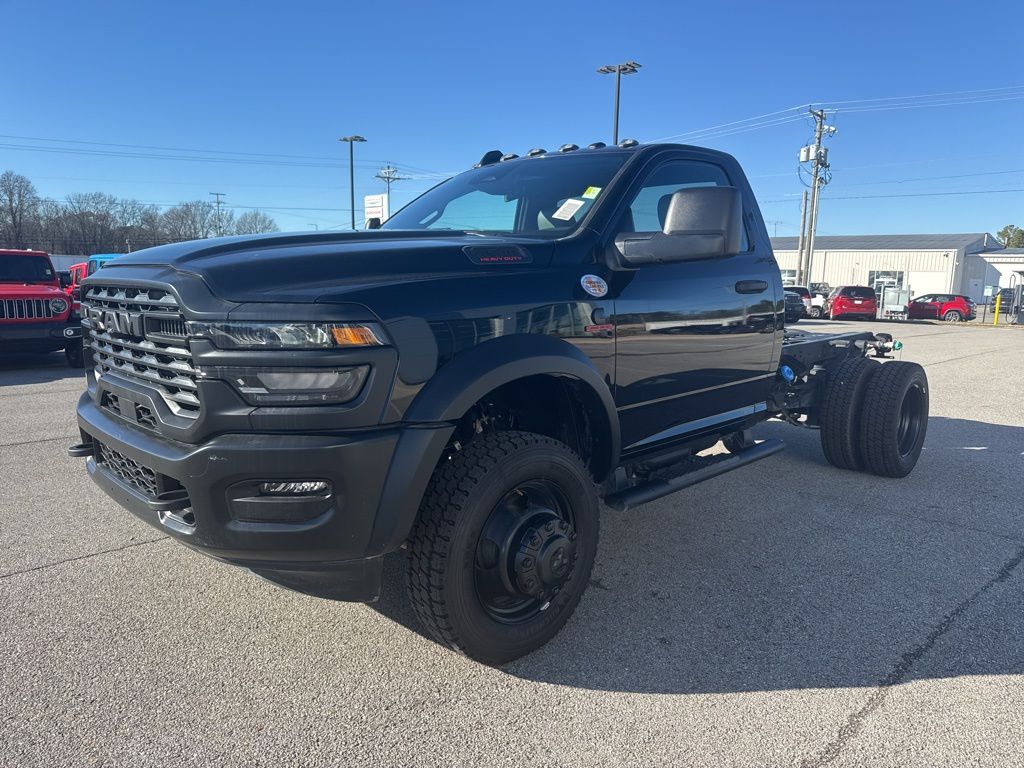 2026 Ram 4500 Tradesman photo 2