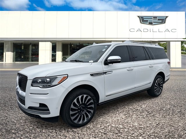 2024 Lincoln Navigator Black Label L's photo