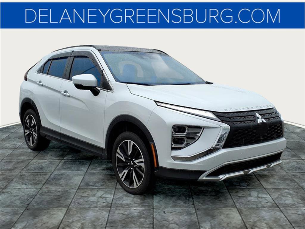 2024 Mitsubishi Eclipse Cross SE's photo