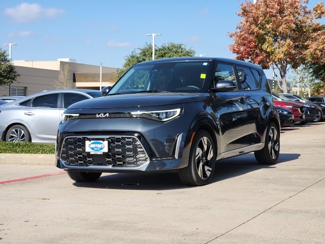 2025 Kia Soul GT-Line photo 2