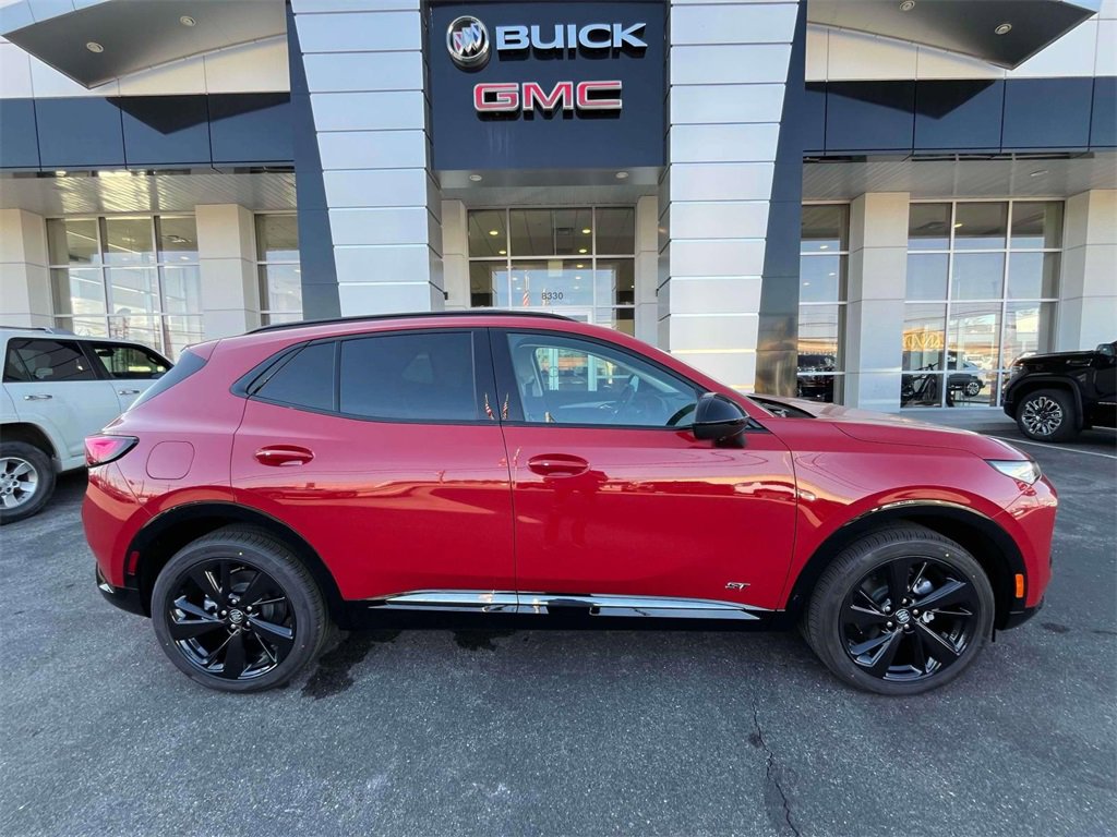 2025 Buick Envision Sport Touring photo 2