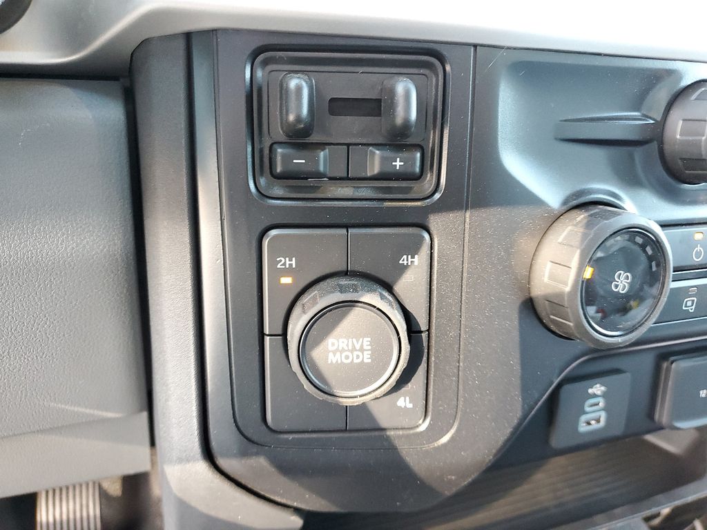 2024 Ford F-550 XL photo 15