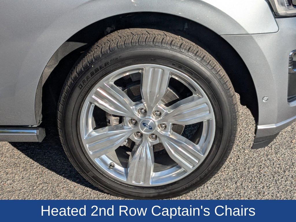 2024 Ford Expedition Platinum MAX photo 11
