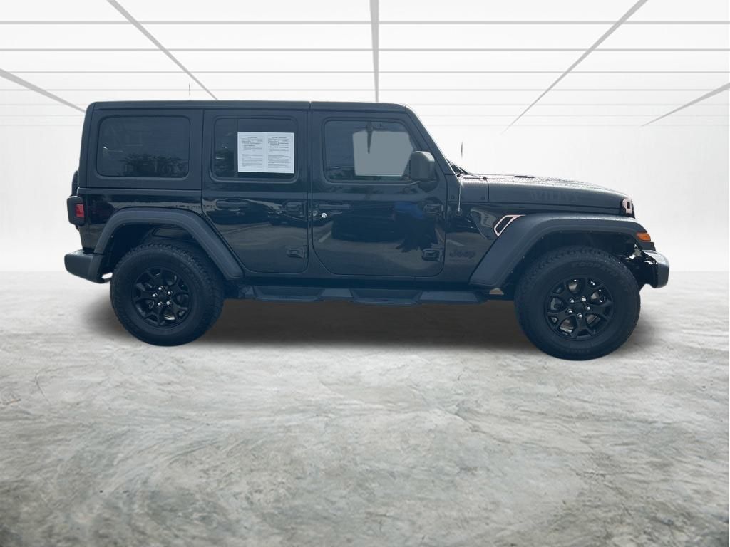 2022 Jeep Wrangler Unlimited Willys photo 3