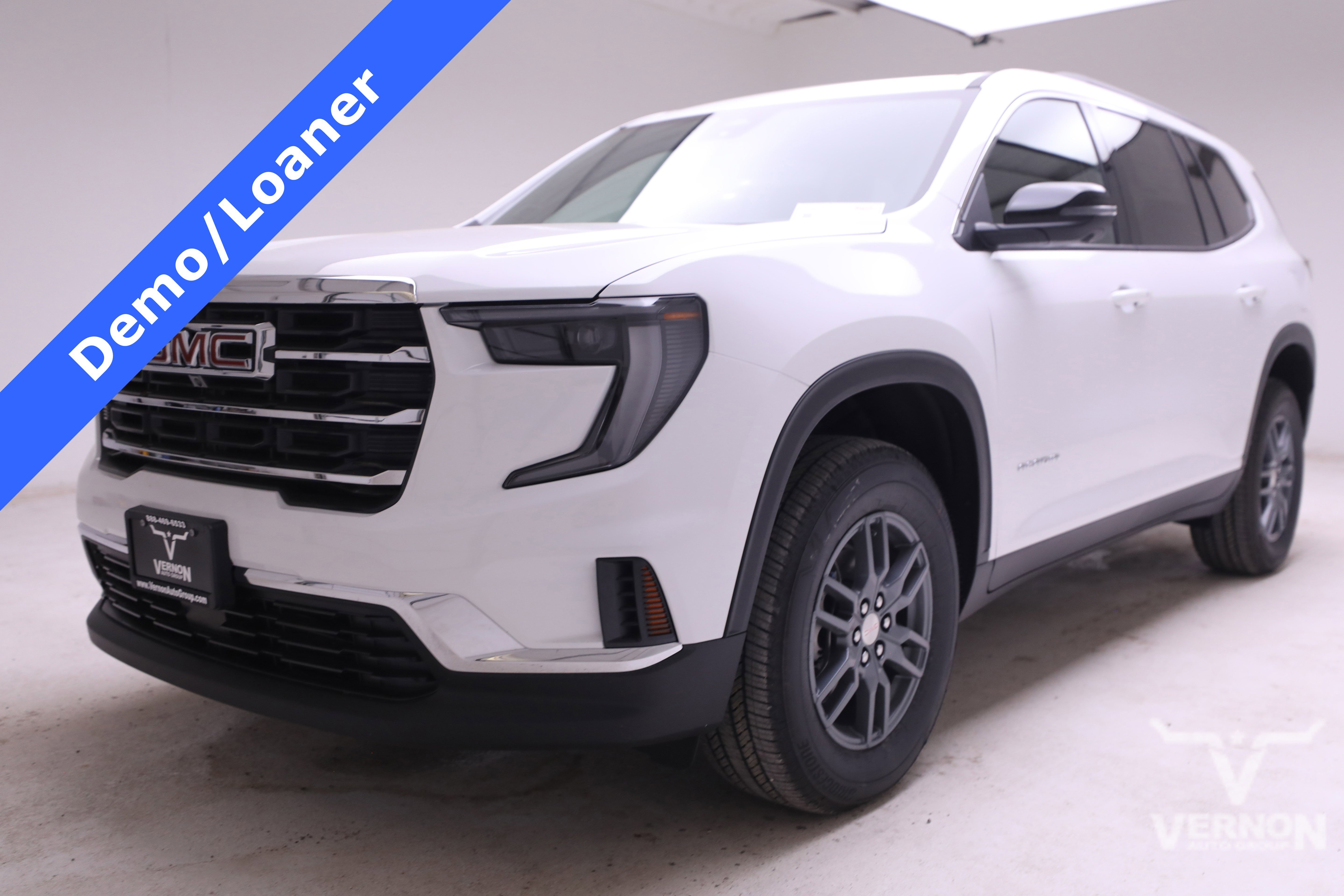 2025 GMC Acadia Elevation's photo