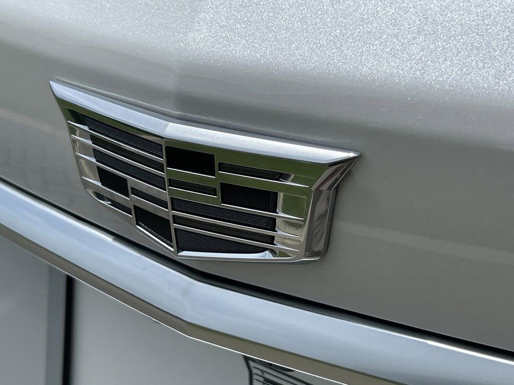 2025 Cadillac XT5 Sport photo 9