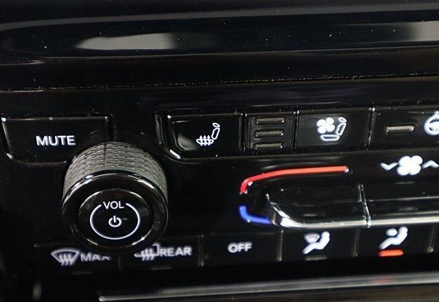 2024 Jeep Grand Cherokee Summit photo 37
