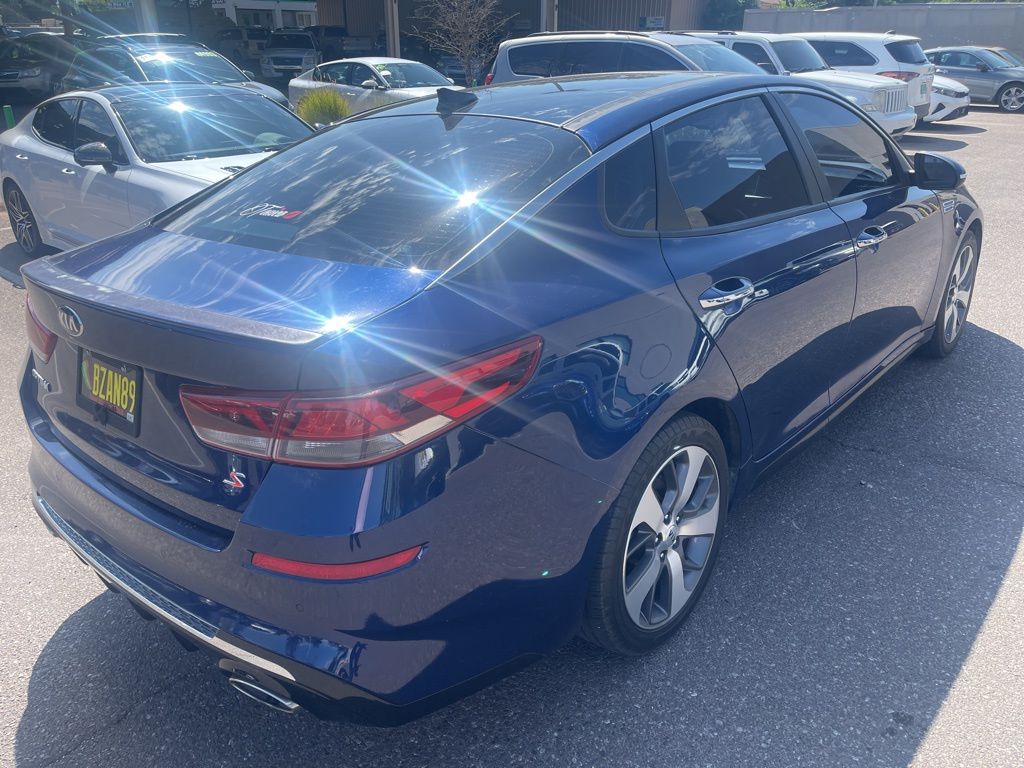 2019 Kia Optima S photo 7