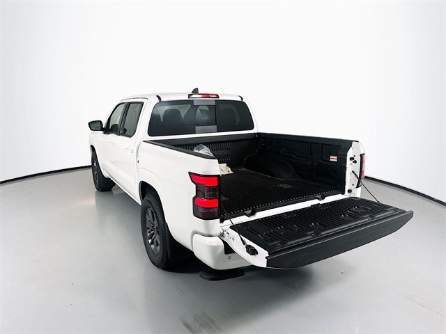 2025 Nissan Frontier SV photo 19