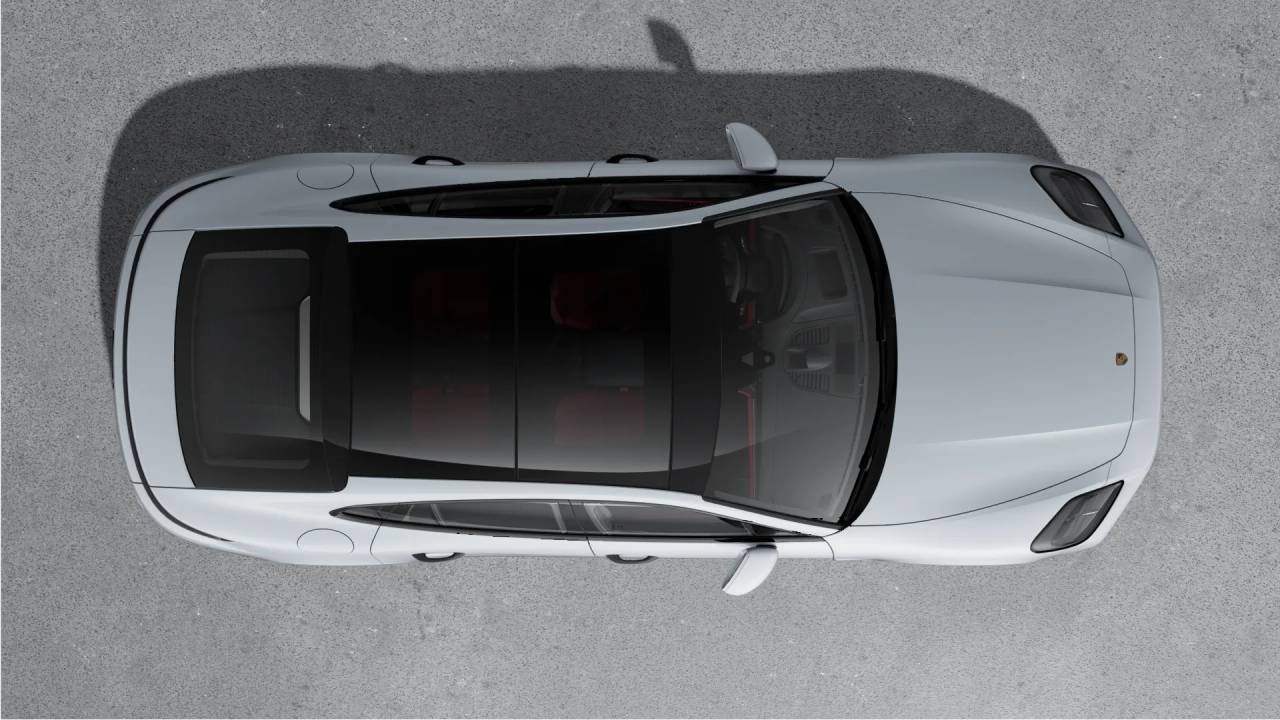 2025 Porsche Panamera E-Hybrid 4 photo 4