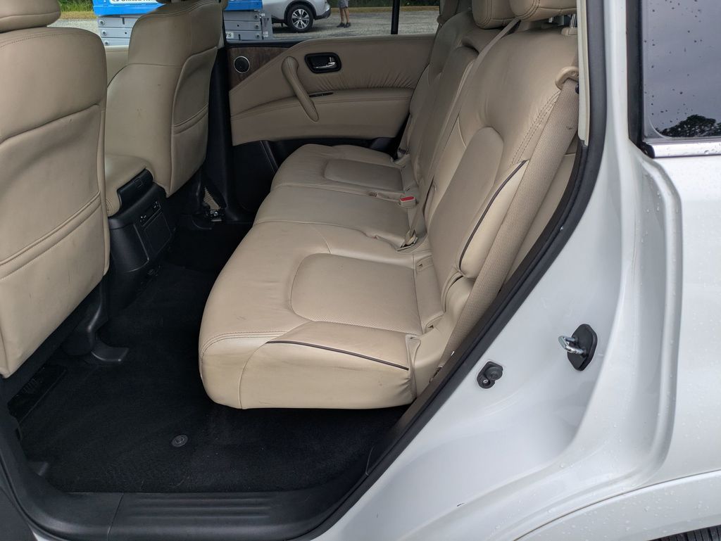 2022 Nissan Armada SL photo 25
