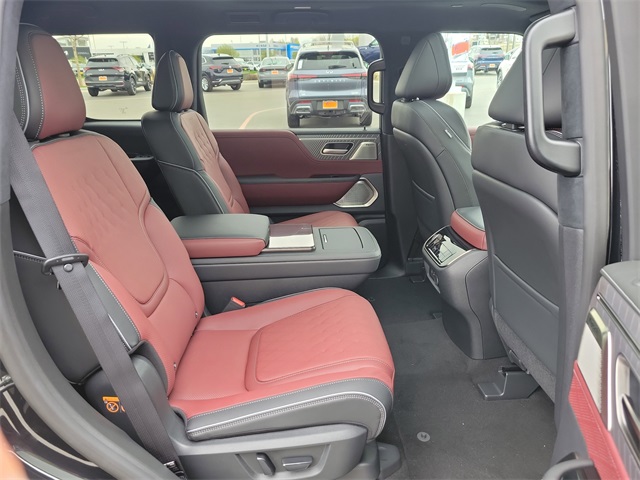 2025 Infiniti QX80 photo 25