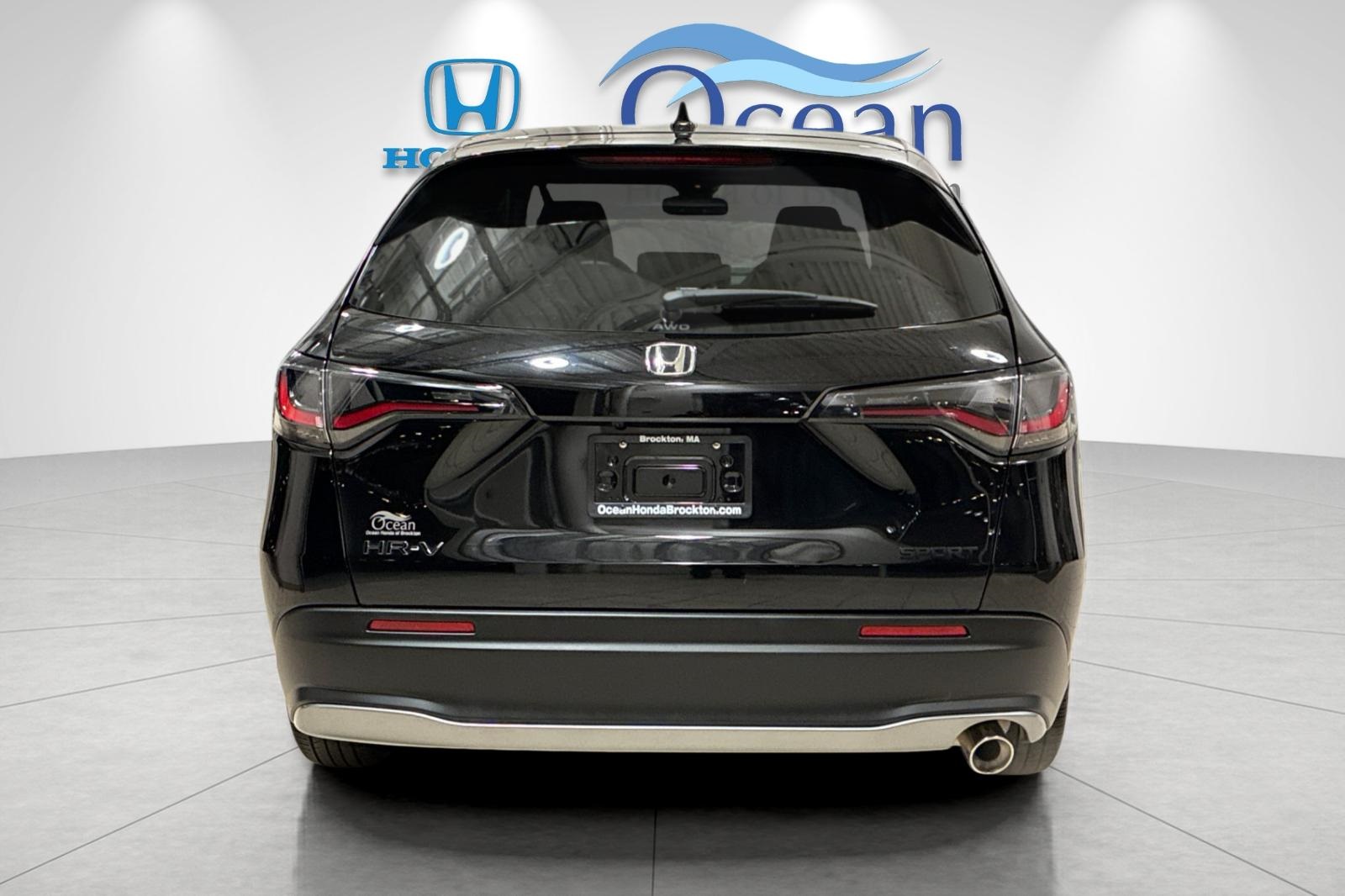 2025 Honda HR-V Sport photo 4