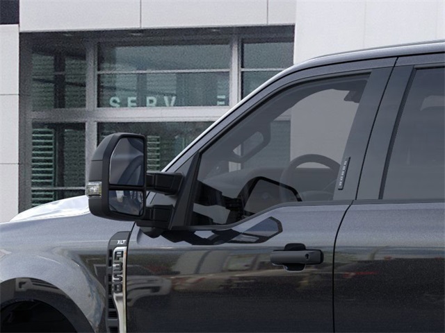 2025 Ford F-350 photo 19