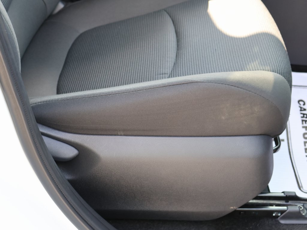 2024 Toyota RAV4 Hybrid LE photo 9