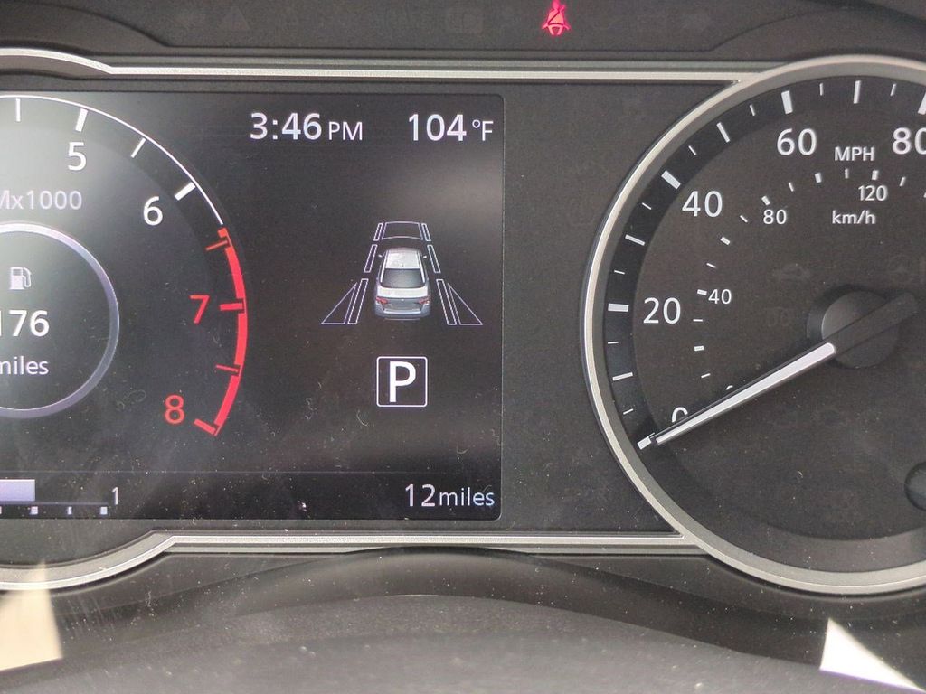 2025 Nissan Versa SV photo 23