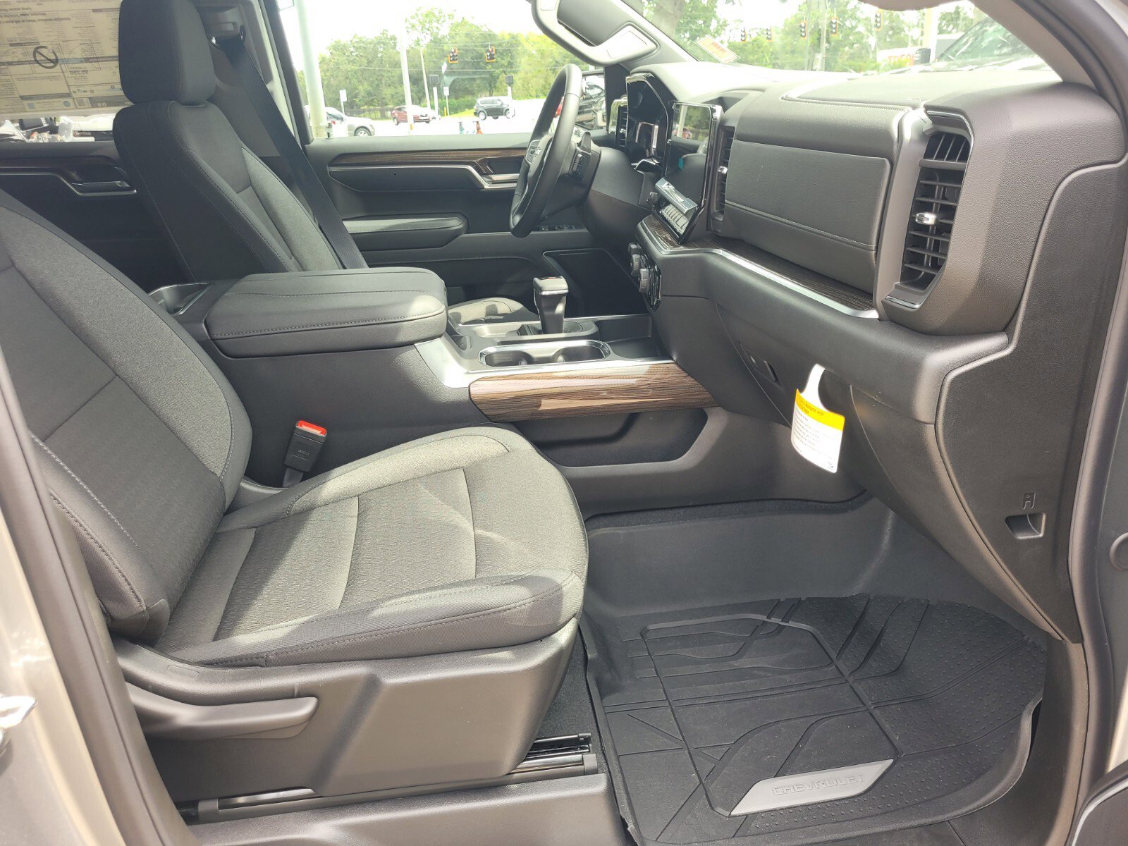 2026 Chevrolet Silverado 1500 RST photo 11