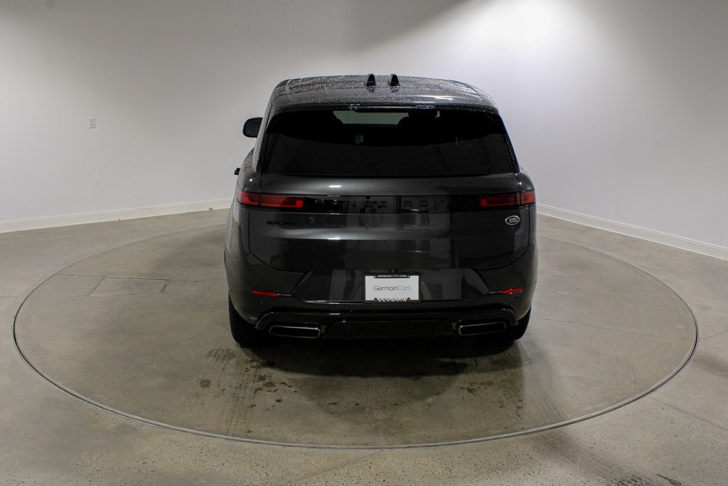 2023 Land Rover Range Rover Sport SE photo 4