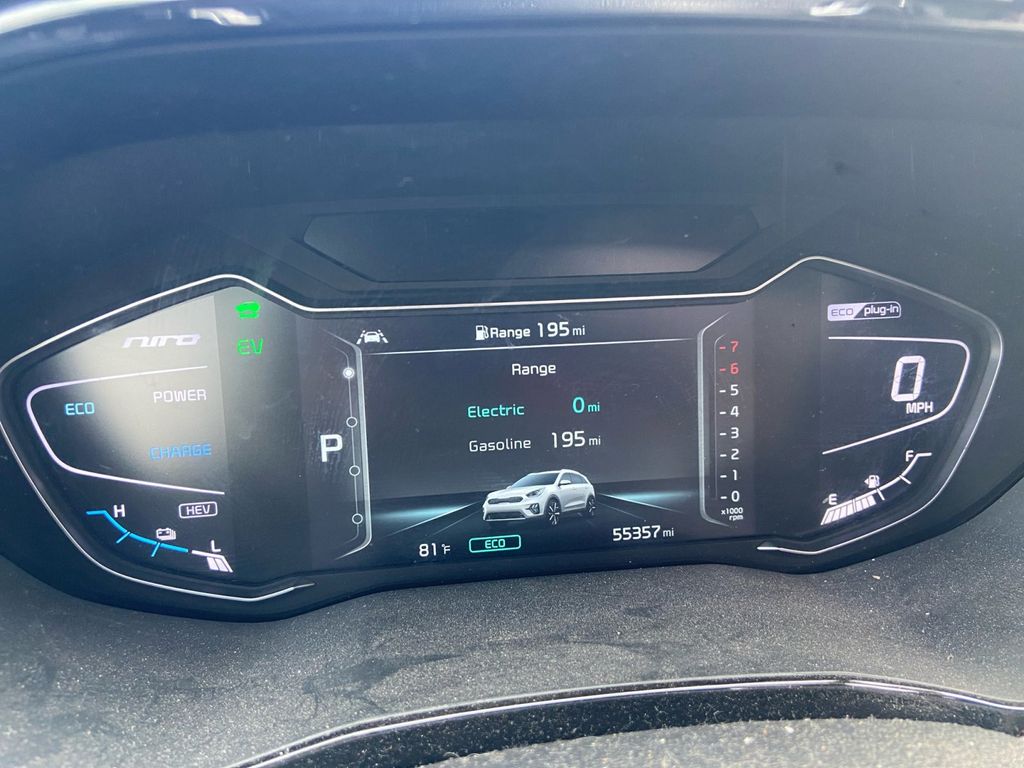 2022 Kia Niro Plug-In Hybrid EX Premium photo 9