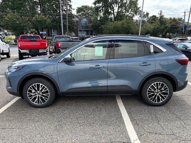 2024 Ford Escape Plug-In Hybrid Base photo 19