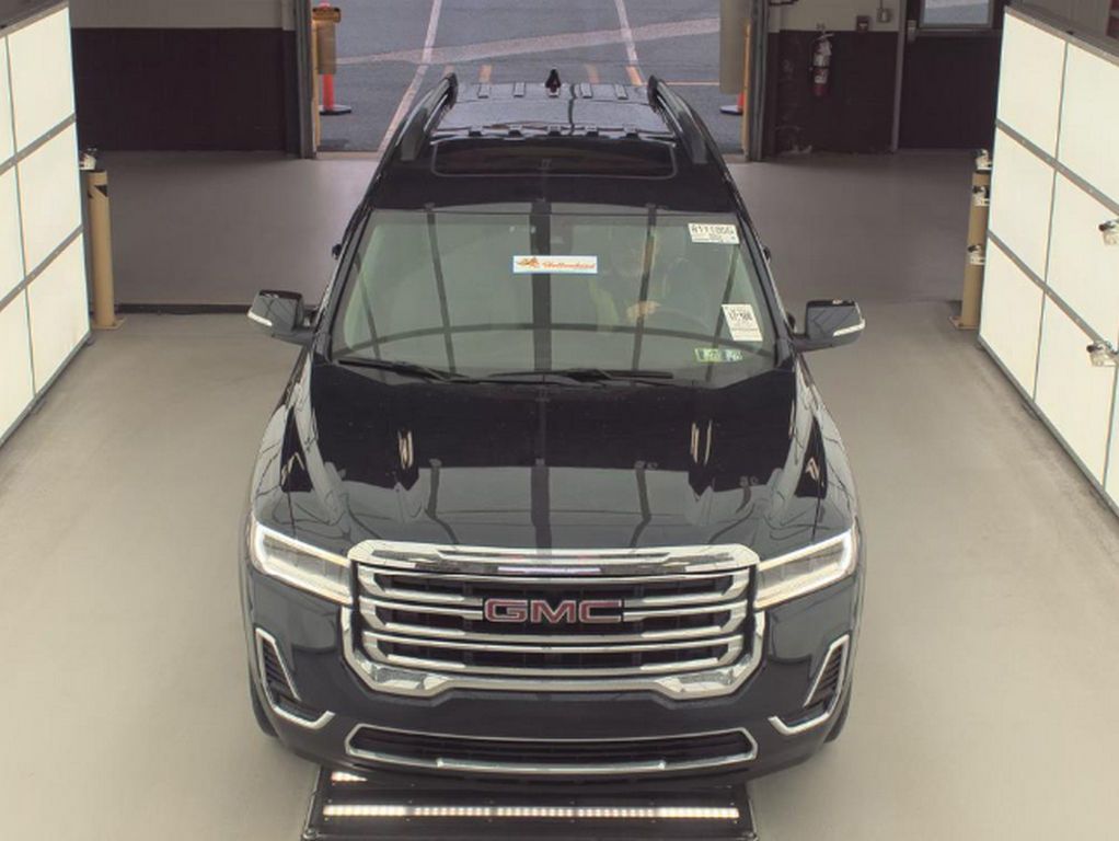 2022 Gmc Acadia SLE photo 3