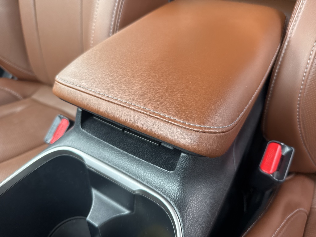 2021 Subaru Outback Touring XT photo 39