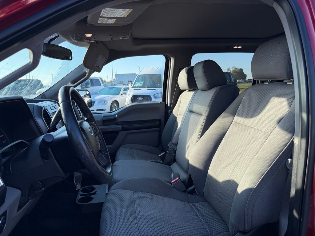 2016 Ford F-150 XLT photo 4
